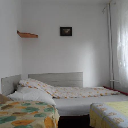 Mira * Poznan