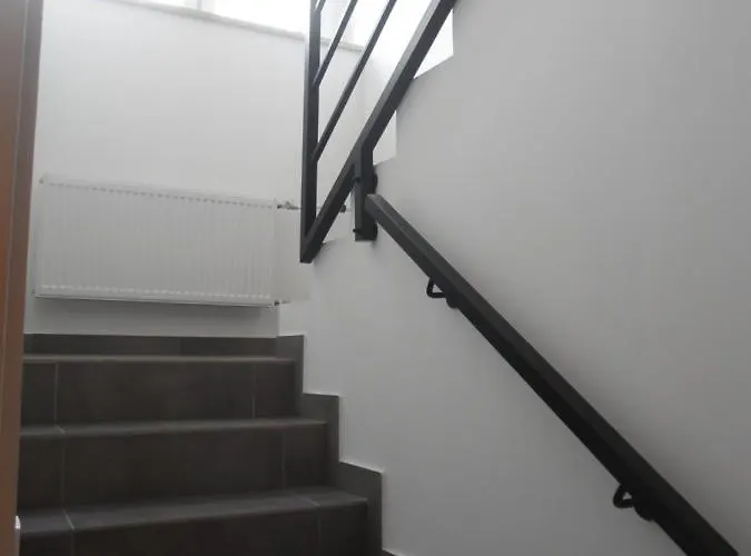 ホームステイ Mira ポズナン