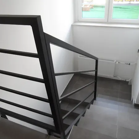 Проживание в семье Mira Познань