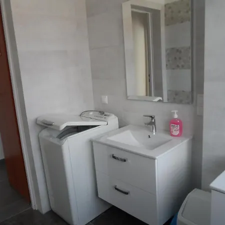 Mira Проживание в семье Познань